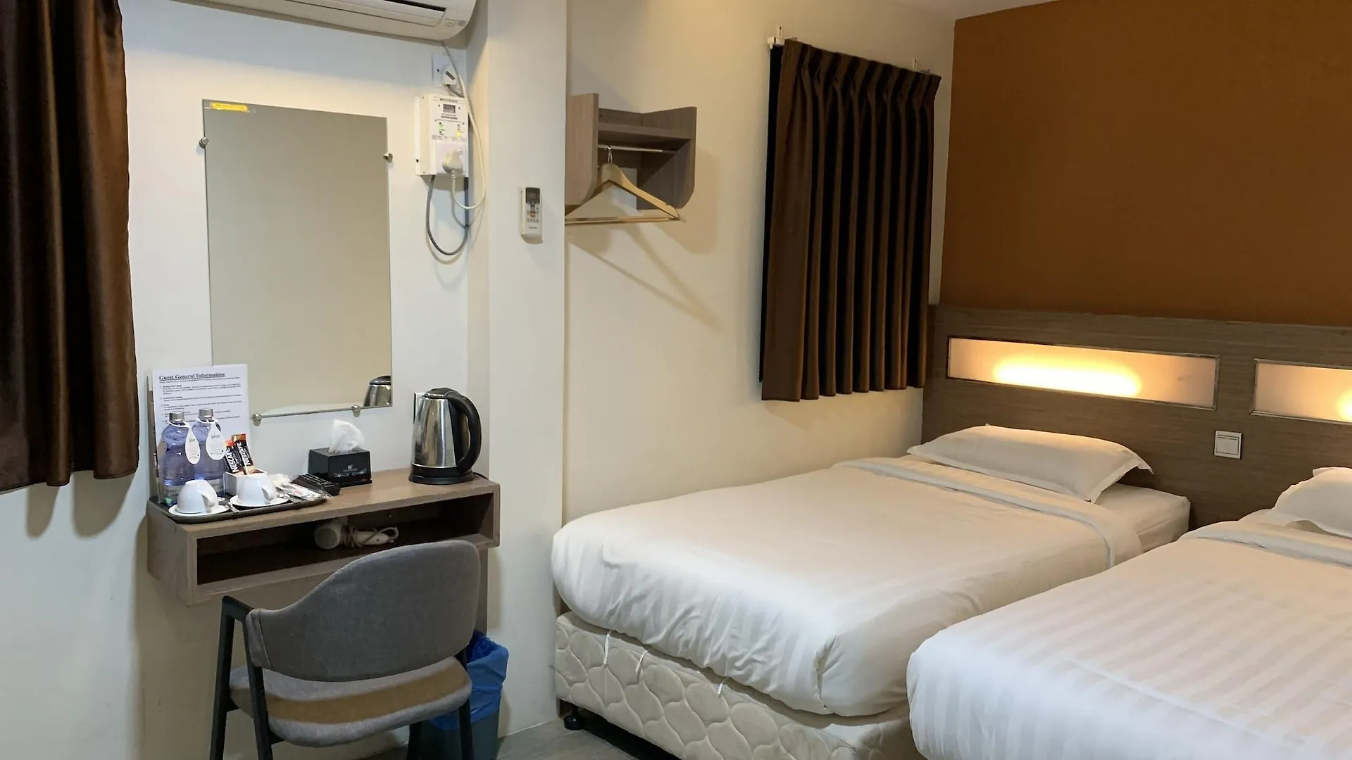 Hotel The Vibe Inn Yangon