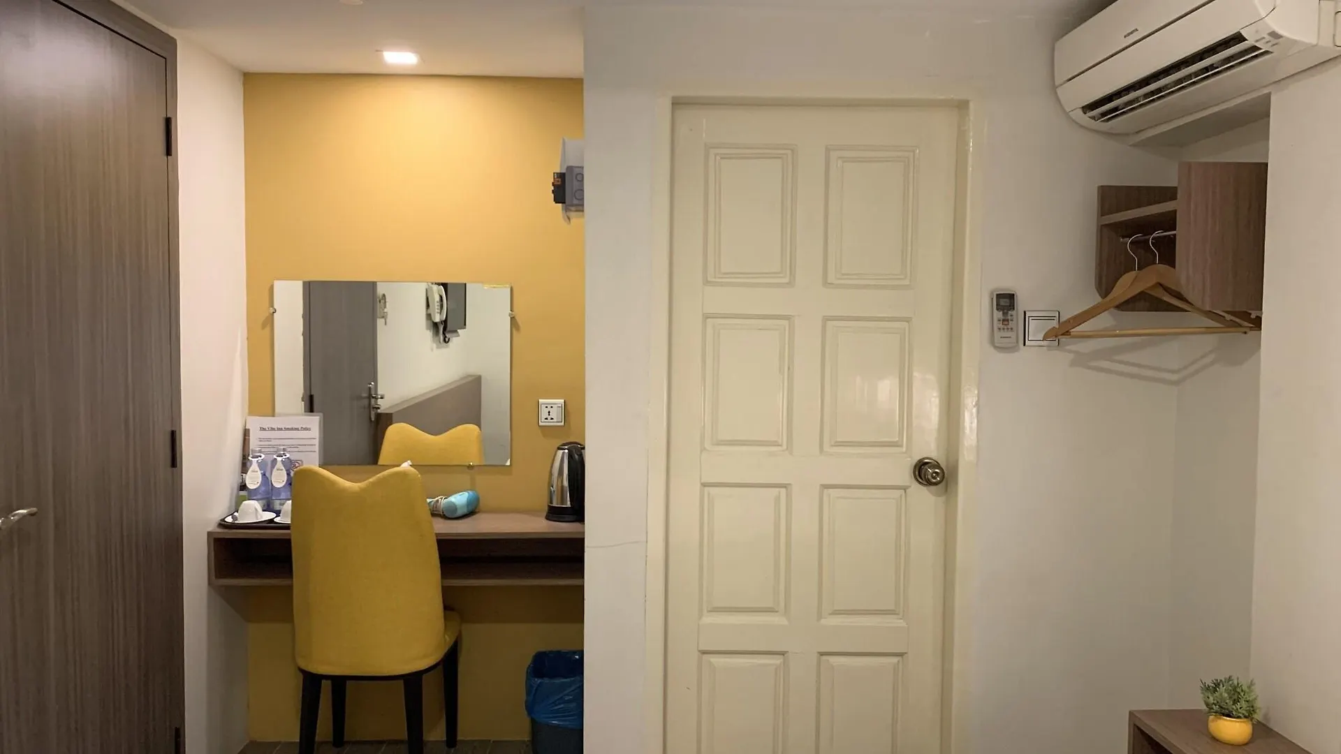 ** Hotel The Vibe Inn Yangon Myanmar
